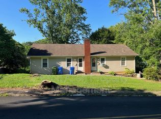 9 Ottari Rd, Asheville, NC 28804