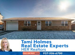 7020 Dial Dr, Dayton, OH 45424