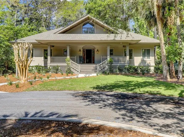 8 Cottage Ct, Hilton Head Island, SC 29928