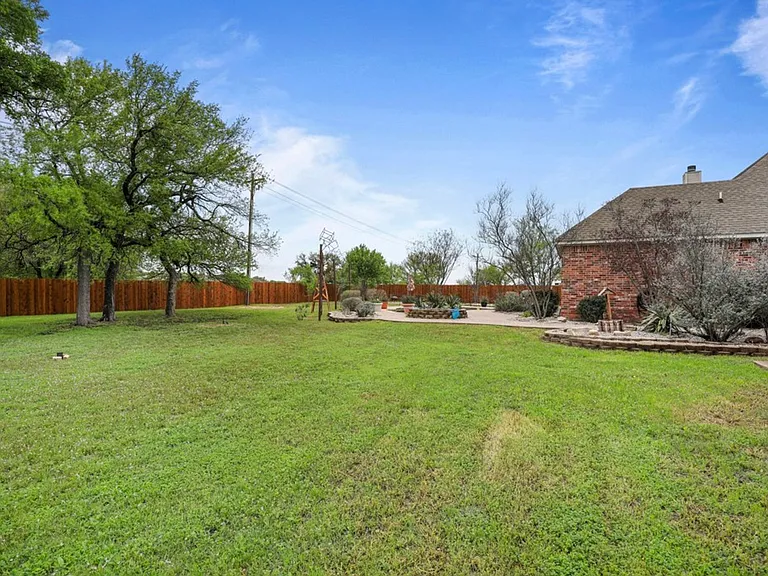 218 Deer Creek Dr — Photo 29