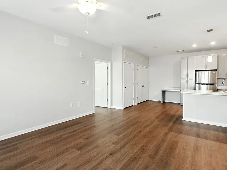 Shockley Terrace — Photo 10
