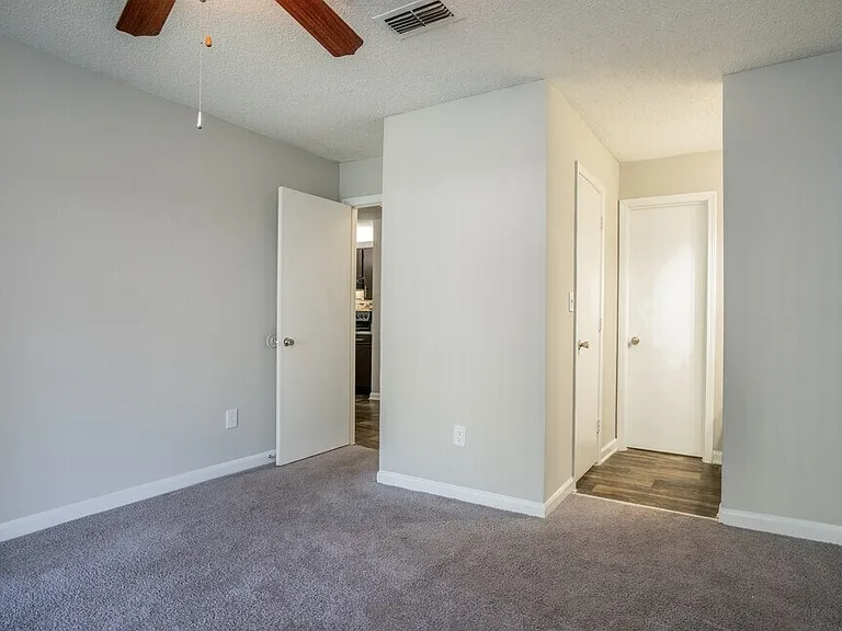 The Enclave at Riverdale — Photo 5