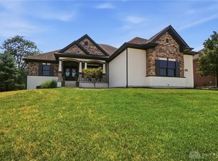 2611 Patrick Henry Dr, Dayton, OH 45434