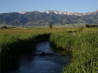 4884 E Gallatin Rd, Belgrade, MT 59714