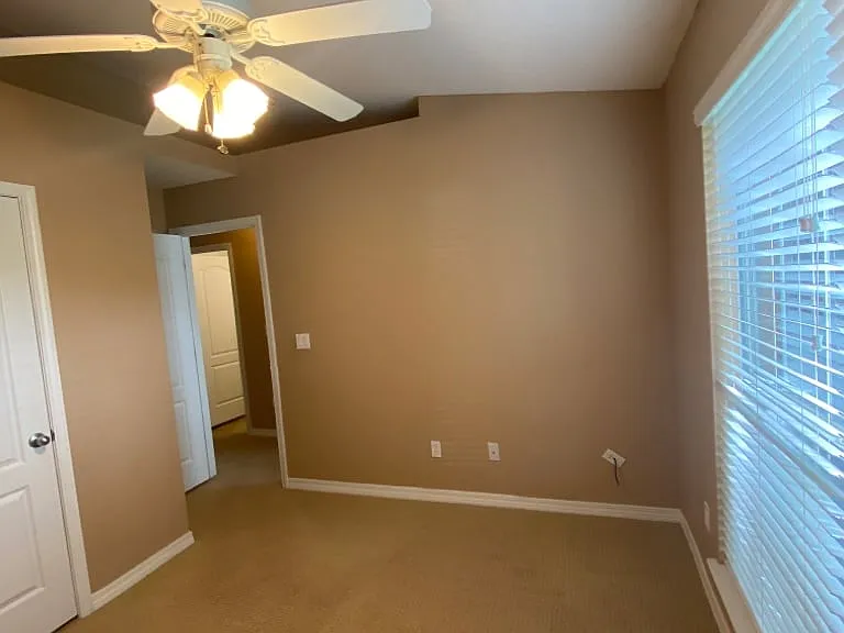 1922 Everglades Dr — Photo 22