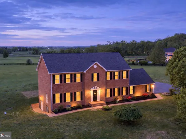 42827 Spinks Ferry Rd, Leesburg, VA 20176