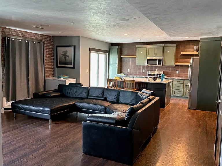 1483 S Garden View Ct — Photo 10