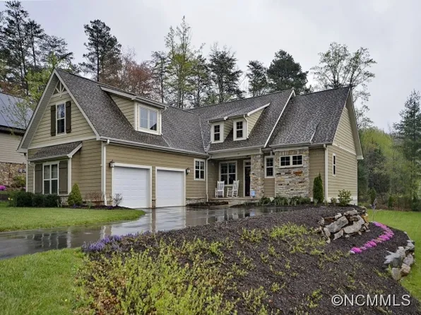 59 Gray Duster Cir, Biltmore Lake, NC 28715