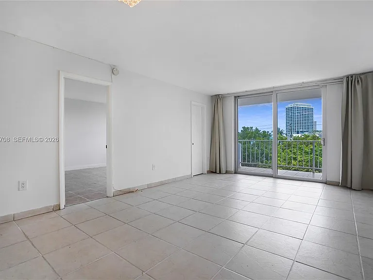 6900 Bay Dr #3H — Photo 10