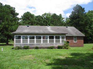 4055 Folks Cir, Blackshear, GA 31516