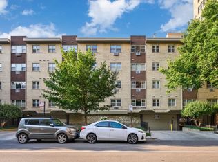420 W Aldine Ave APT 401, Chicago, IL 60657