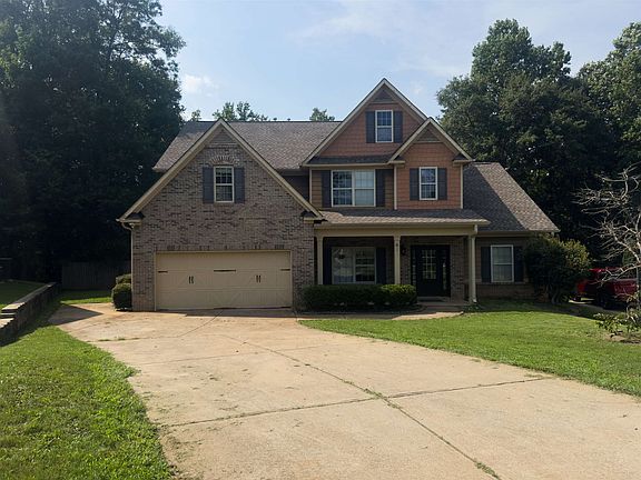 3rd image of 611 Pinery Ln