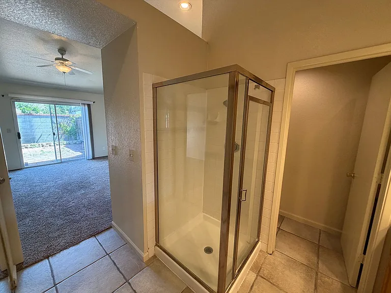 9201 Norseman Ct — Photo 17