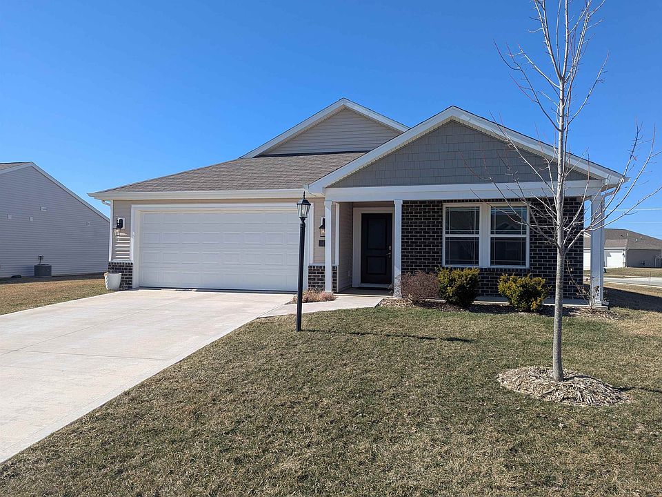 1st image of 1479 Livingston Lakes Way