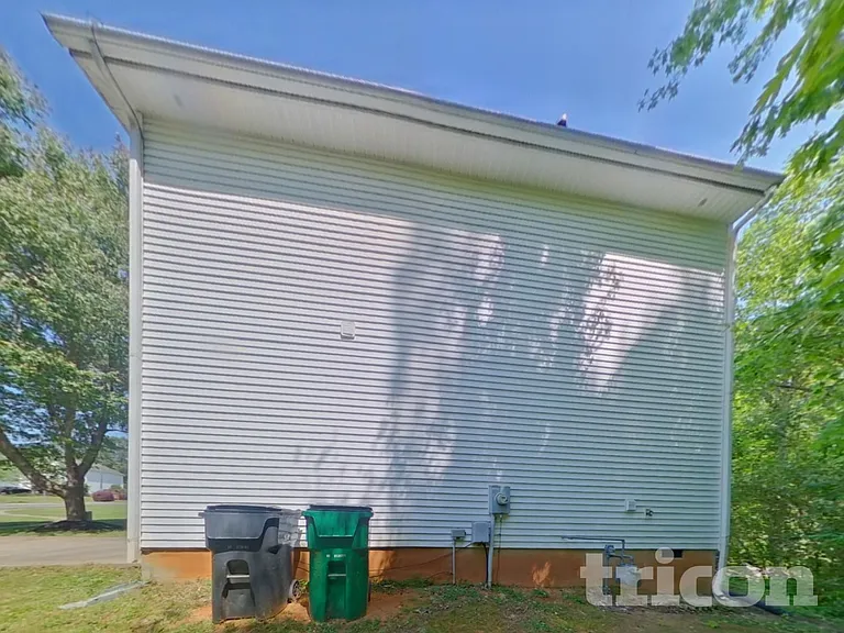 412 Bent Leaf Ct — Photo 17