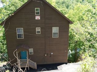 144 Flat Hollow Marina Rd, Speedwell, TN 37870
