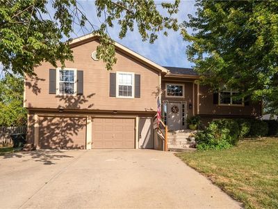 4919 Girard St, Leavenworth, KS, 66048