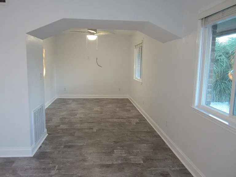 315 Bream Ave #207 — Photo 13