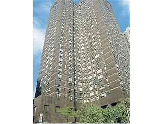 Rented by Douglas Elliman | media 13