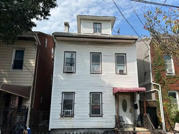 182 Ashford Street, Brooklyn, NY 11207
