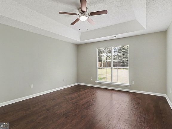4th image of 52 Mosswood Ct