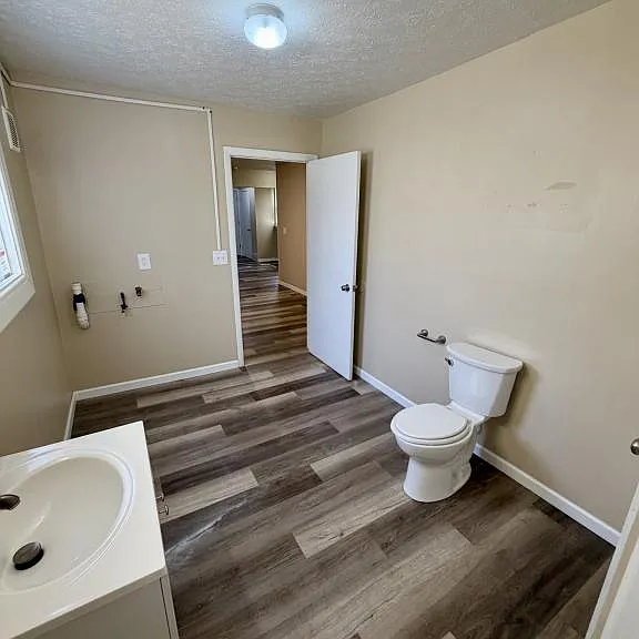 112 N Clover Ave #112 — Photo 8