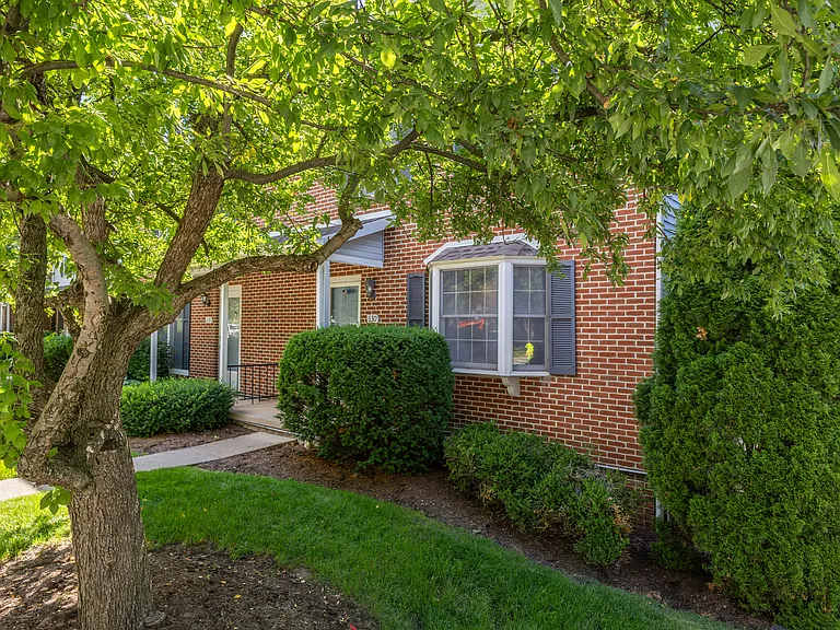 630 Galen Dr — Photo 9