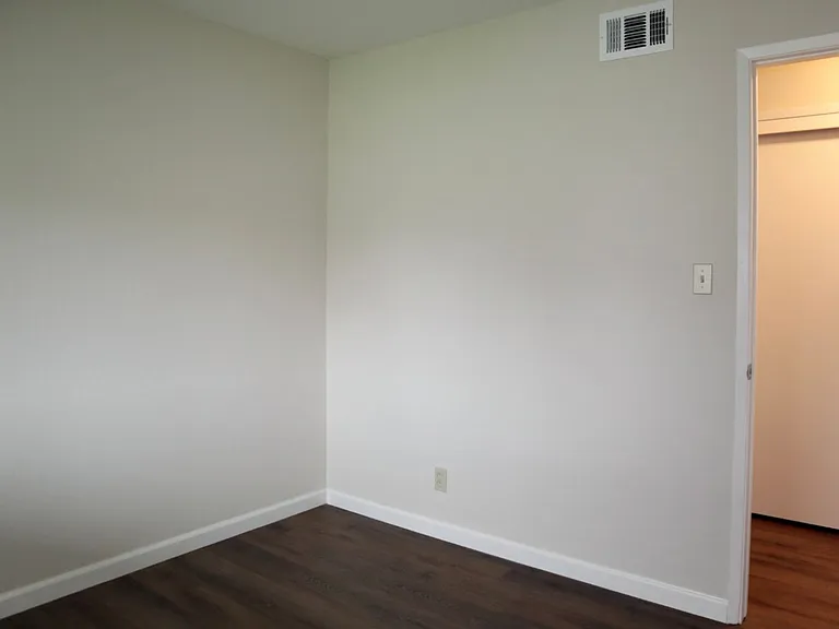 37051 Shasta St — Photo 10