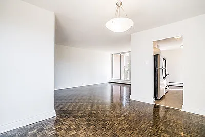 477 Elizabeth St — Photo 19