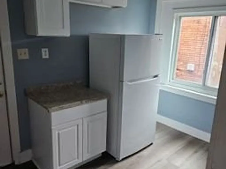 13639 La Salle Blvd — Photo 26