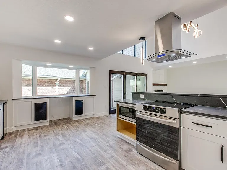 2156 Kessler Ct #27 — Photo 5