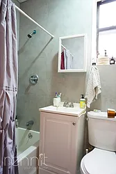 Rented by Rennit Inc.