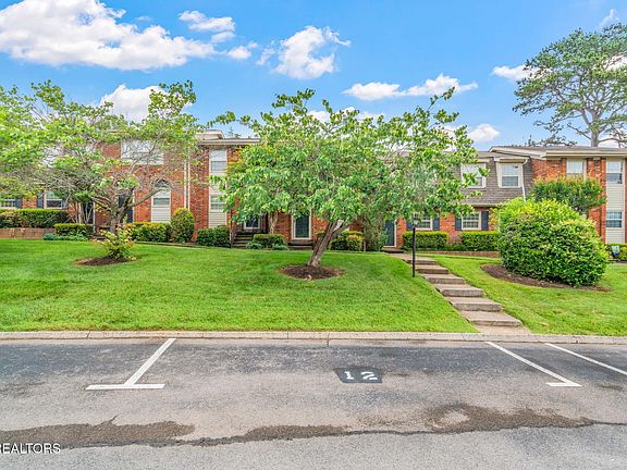 5th image of 6523 Deane Hill Dr APT 13