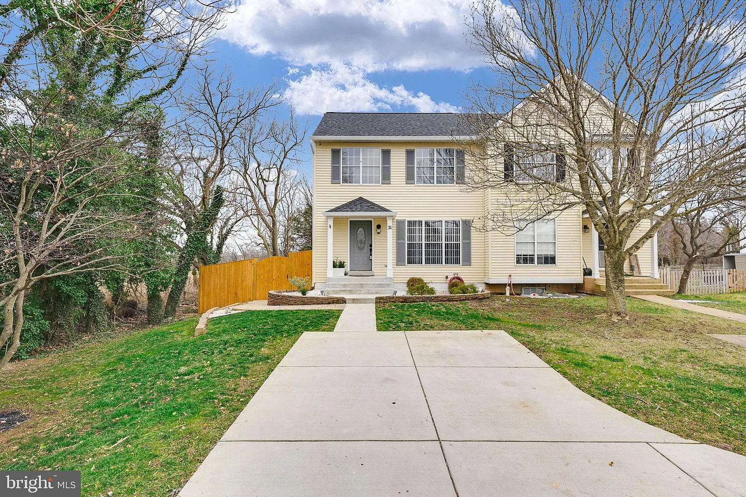 21 Frye Ct photo 1