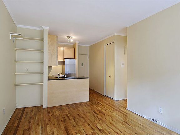 4th image of 160 E 91st St APT 6H