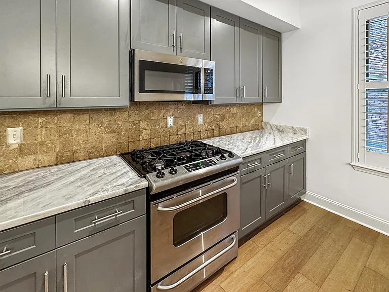510 City House Ct #204 — Photo 11