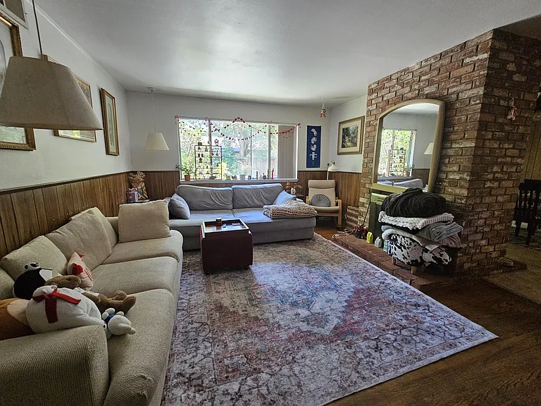1220 Cornell Dr — Photo 11