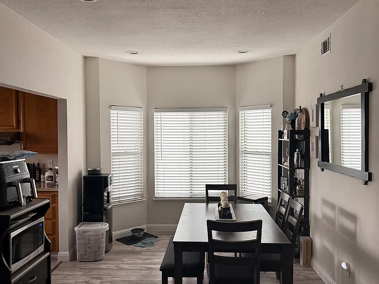 279 Kenbrook Cir #279 — Photo 3