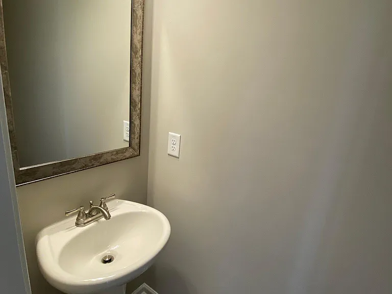 3642 Acorn Dr — Photo 5