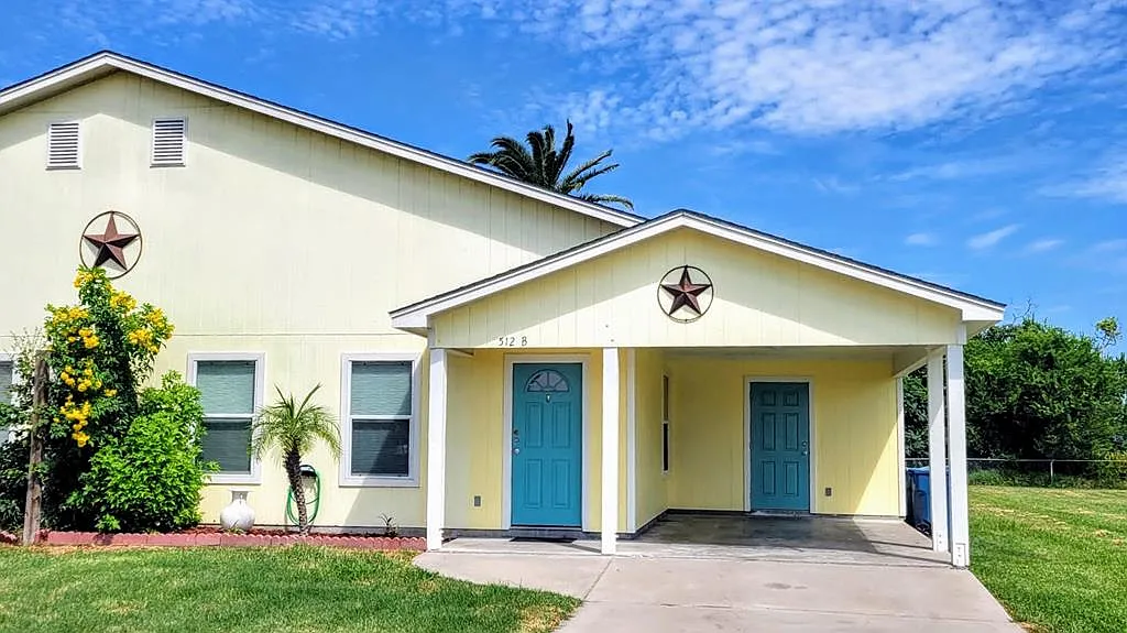 2 bed, 2.0 bath, 1064 sqft, $1,450 — Photo 1