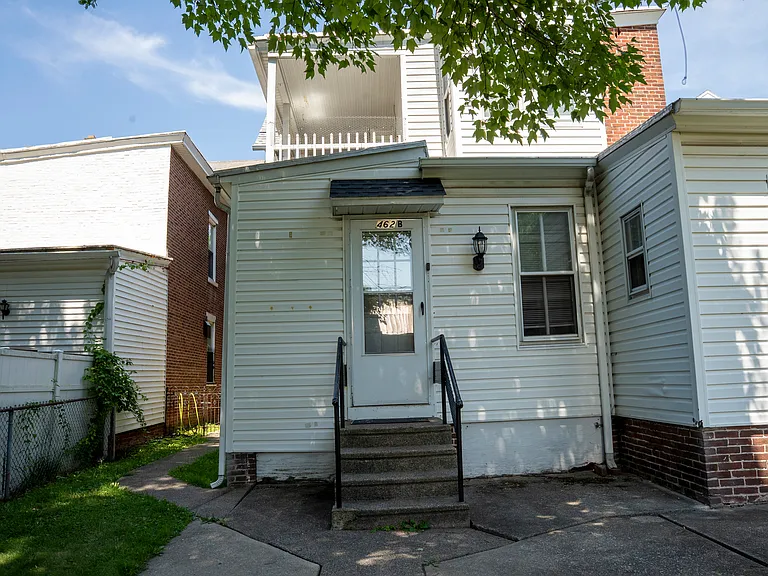 462 N Charlotte St #B — Photo 16