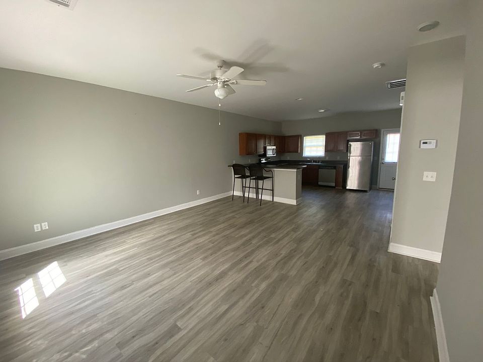 1st image of 103 Bonielane Dr