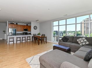 1550 E Royall Pl UNIT 509, Milwaukee, WI 53202