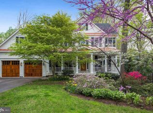 3647 N Harrison St, Arlington, VA 22207