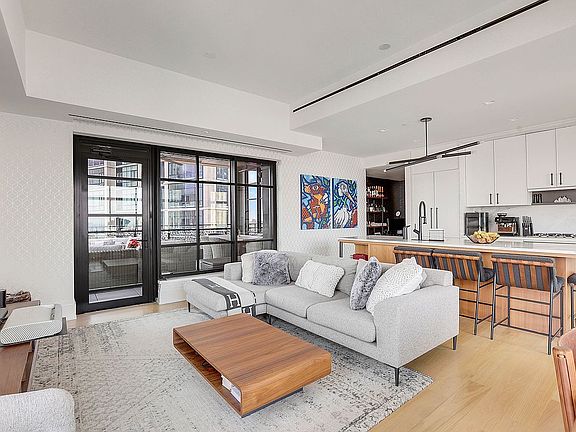 4th image of 25 Park Row #33C