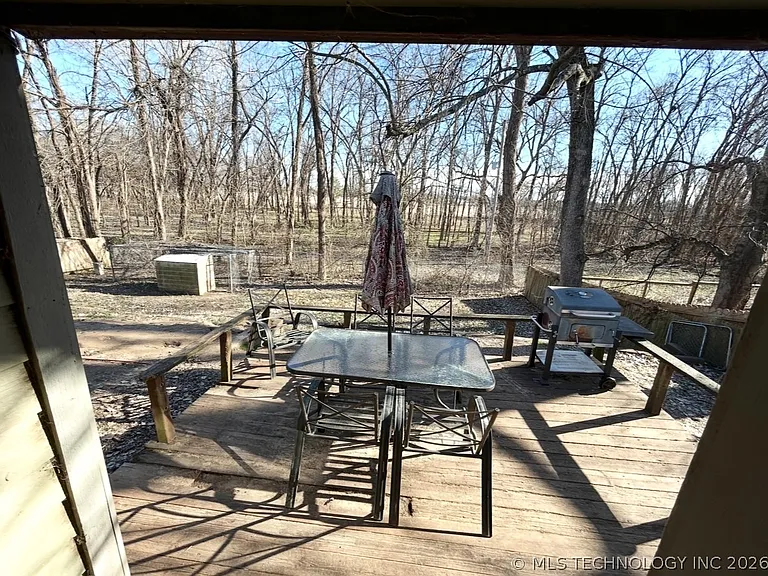 2229 W Quinton St — Photo 15