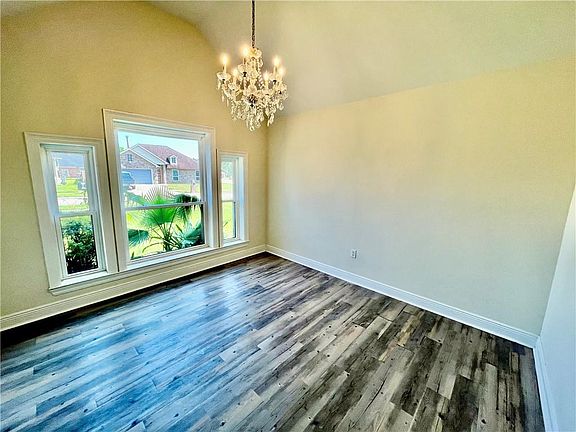 3rd image of 40 Shearwater Dr