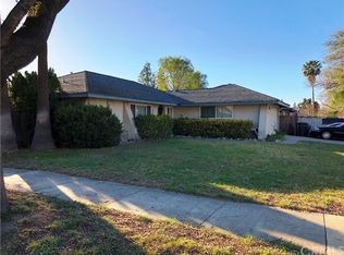 4860 Gardena Dr, Riverside, CA 92504