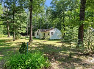 W10016 E Oak Ridge Ln, Gresham, WI 54128