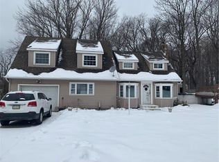 3836 Hamilton Rd, Erie, PA 16510